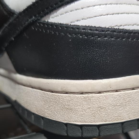 Nike Dunk Low Shoes - Picture 6 of 6